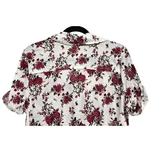 Torrid Rose Floral Button button Blouse Sz 0 Lightweight Casual Size 0 (12) - Picture 9 of 10